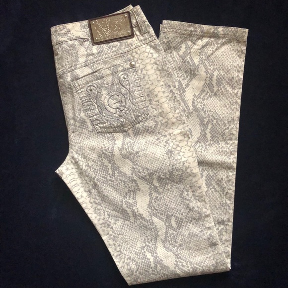 Pants - 💥Orwell- Snake Print Pants(size 6)💥